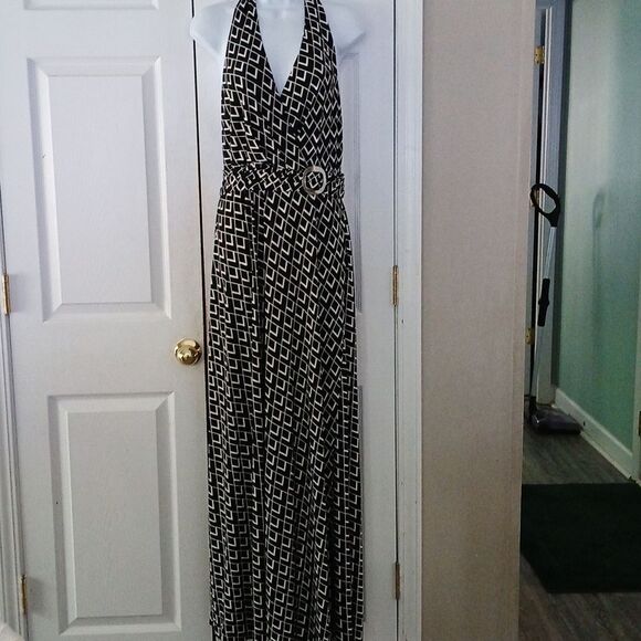 White House Black Market black white halter maxi dress Sz 8 - Picture 1 of 8